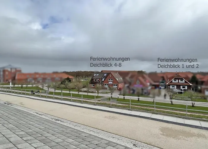 Deichblick 8 In Norddeich- Urlaub Und Erholung Am Strand